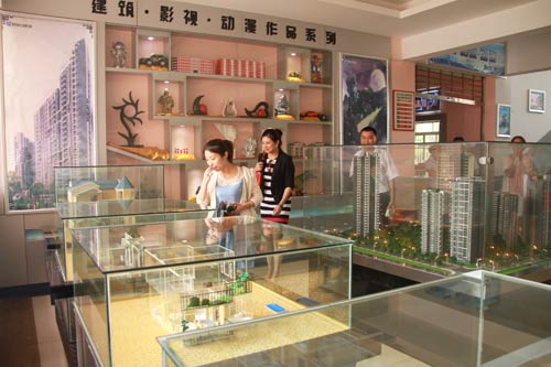 新华学子建筑设计及室内外设计模型作品让企业感到了震撼