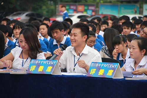 首届校园达人秀海选Day1：我的舞台我做主