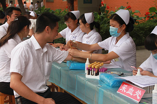 免费体检享福利，新华为教职员工送健康