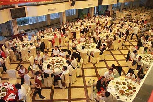 我们的节日，我们的快乐——记四川新华第29个教师节狂欢夜
