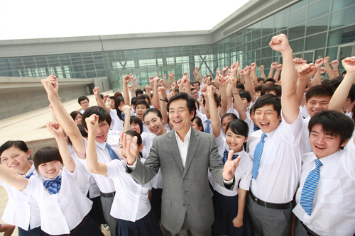 选择四川新华学IT，成就高薪未来