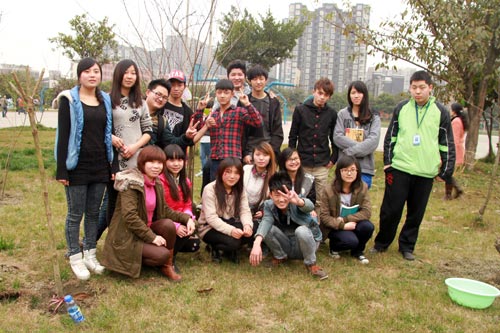 植树节：拥抱春天 播种绿色